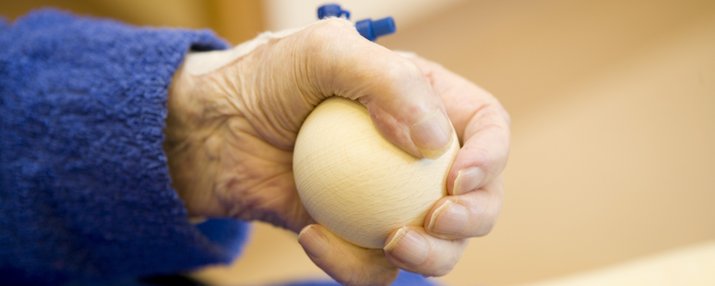 Hand mit Kugel1